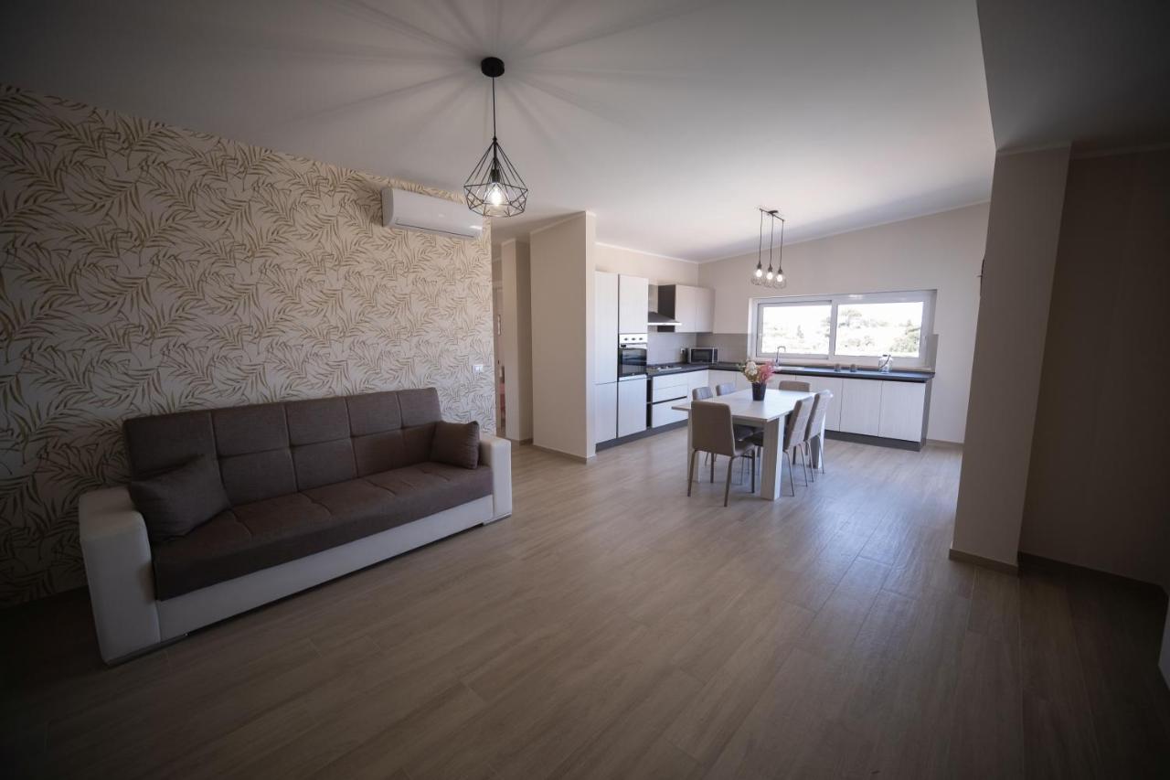 Villa Lombardo Luxury Balestrate Eksteriør billede